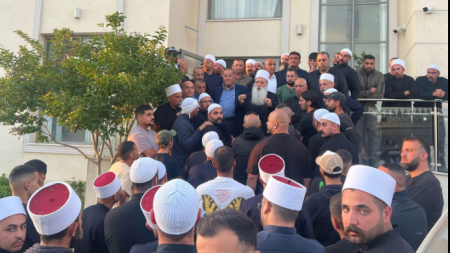 الطائفة الدرزية في إسرائيل تدعو جميع أبناء الطائفة إلى الاستعداد لعبور الحدود مع سوريا.